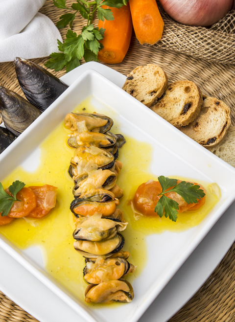 Pickled mussels
