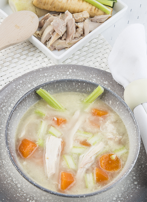 Recette de bouillon de poulet et de légumes fait maison