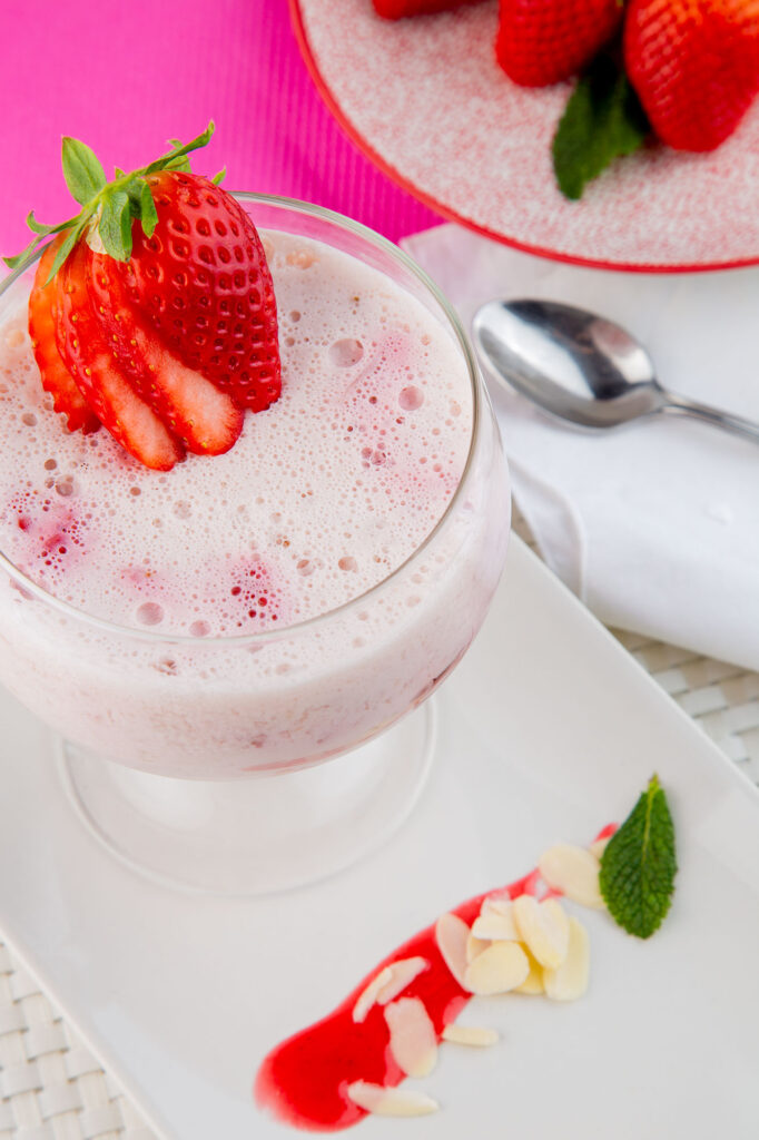 Клубничный творог