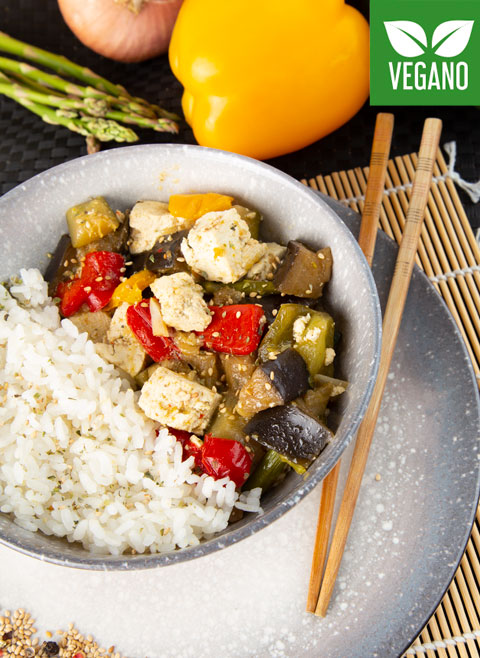 Verdure saltate e tofu